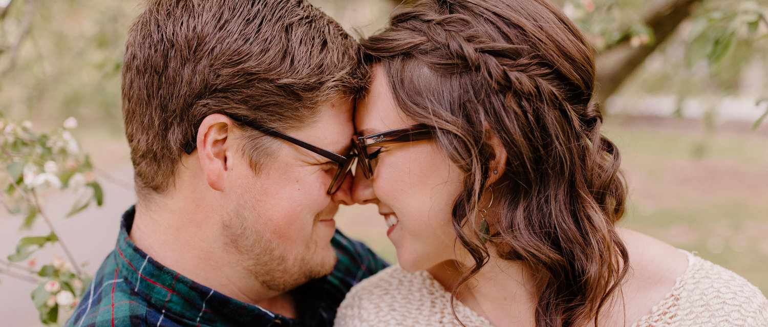 The Wedding Website of Evelyn Cass and Zach Adams