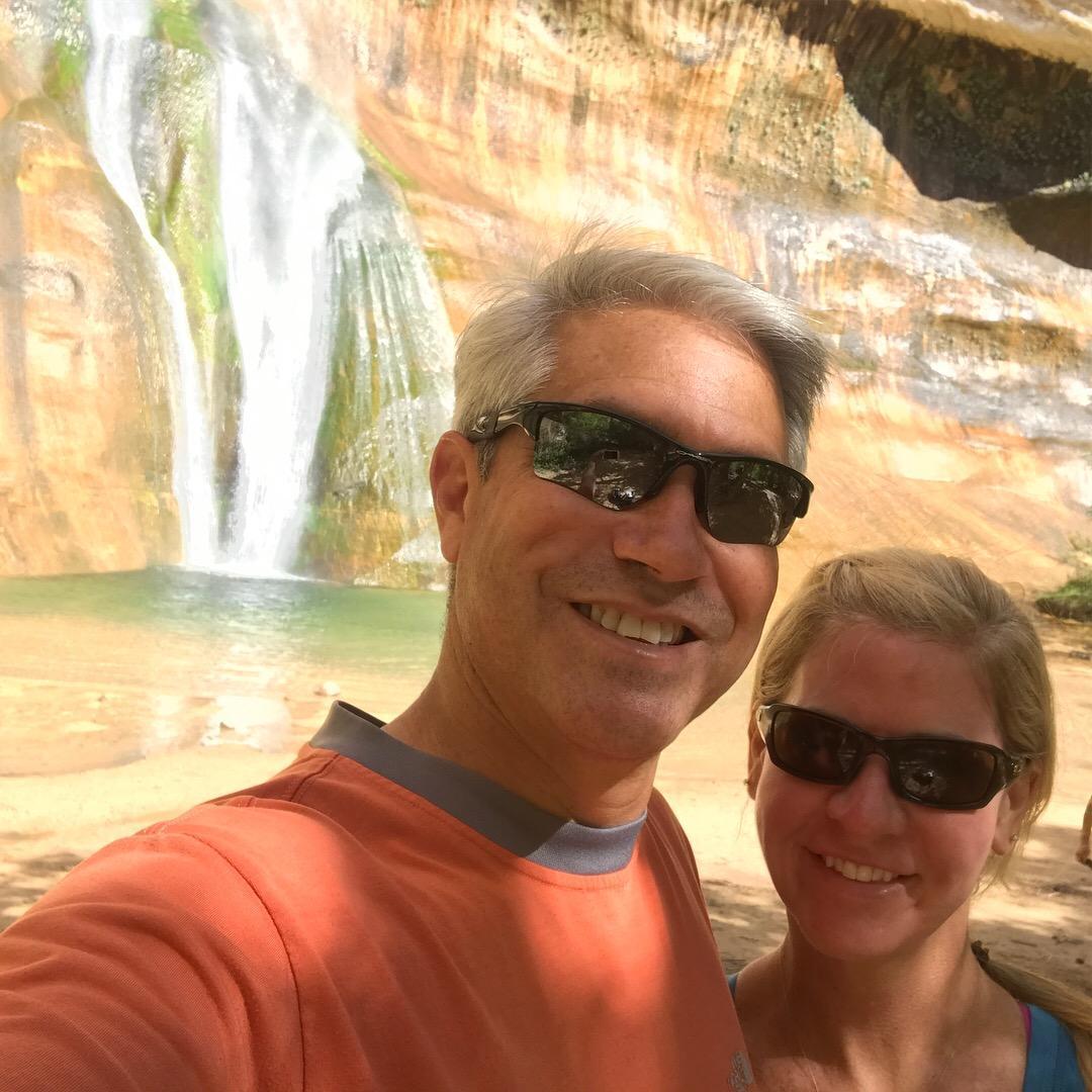 Hiking to Lower Calf Creek Falls in Escalante National Park
