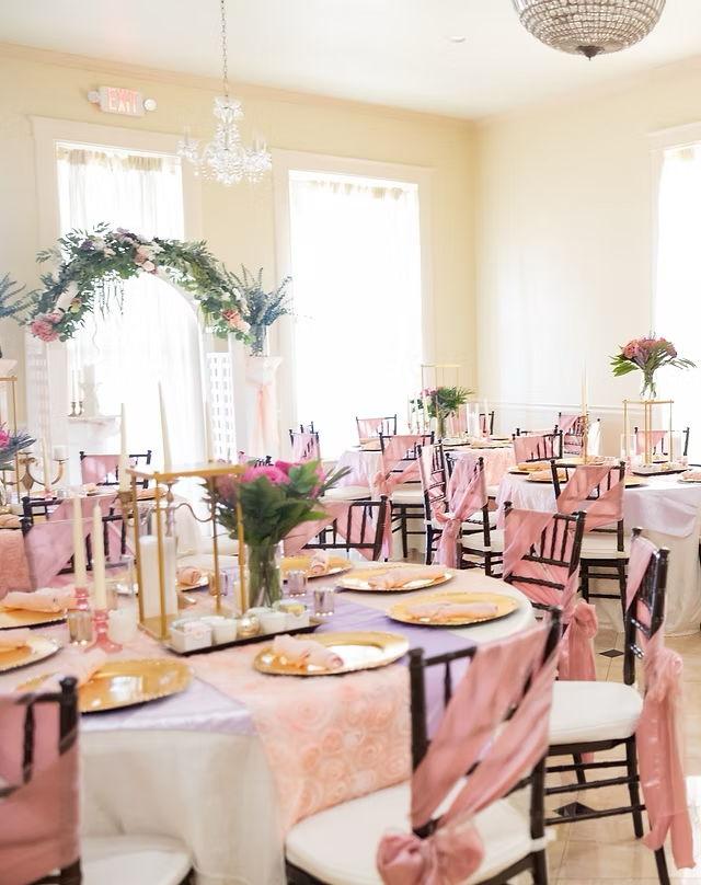 The Wedding Website of Annika Cueni-Smith and Armani Blanc