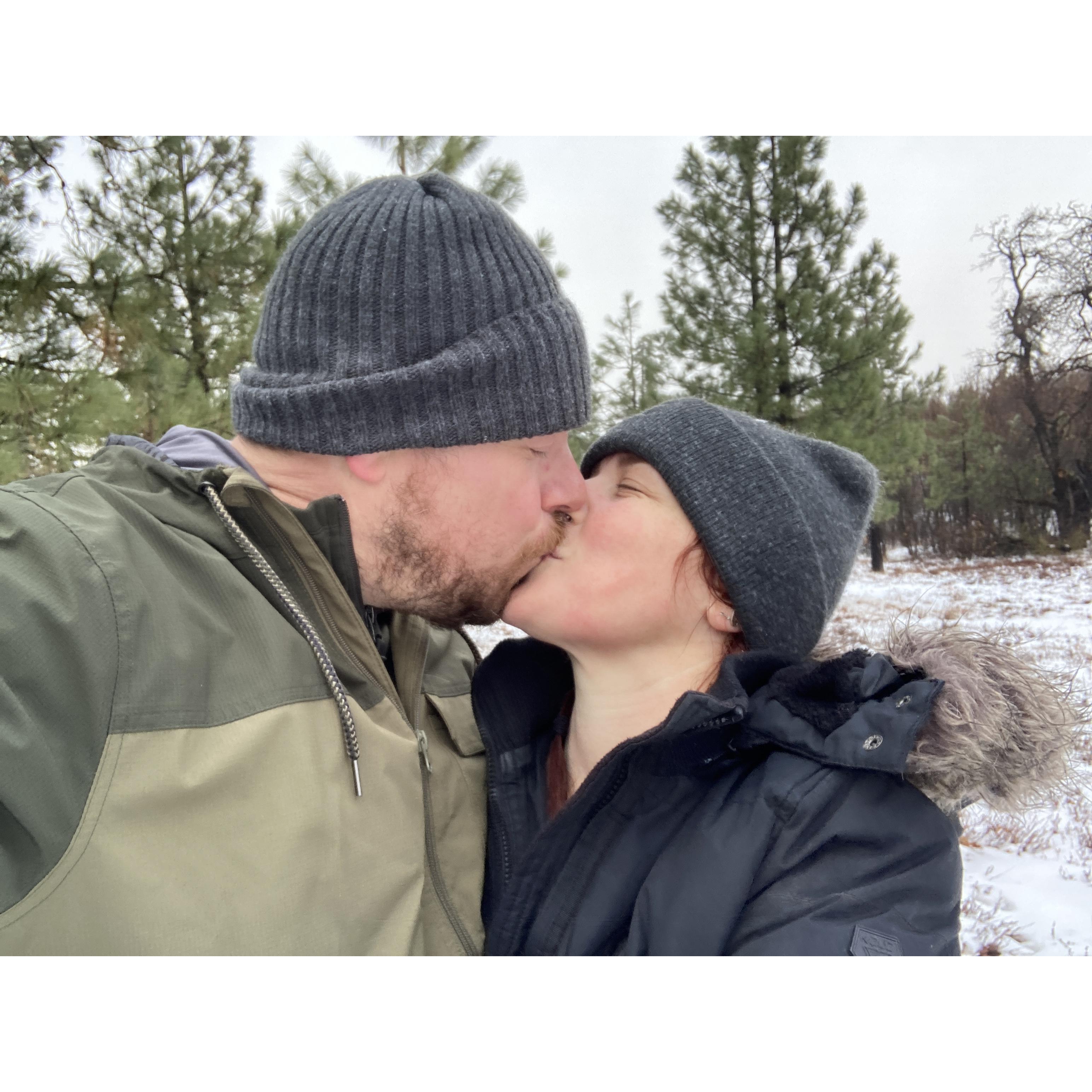 Kissing in the snow at Mt Laguna