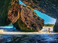 Cueva Survival Beach