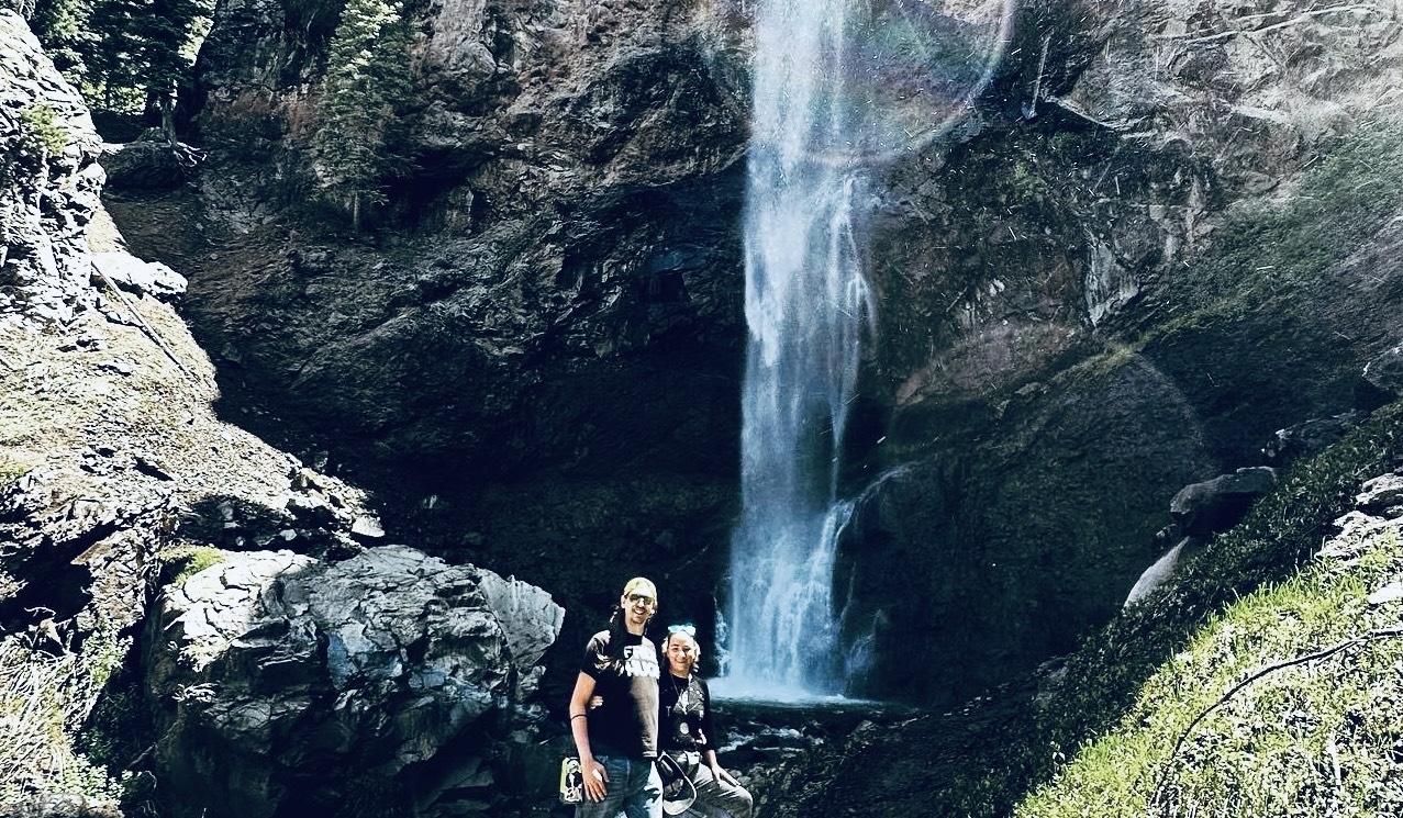 The Wedding Website of Savannah Miller and Austin Strong