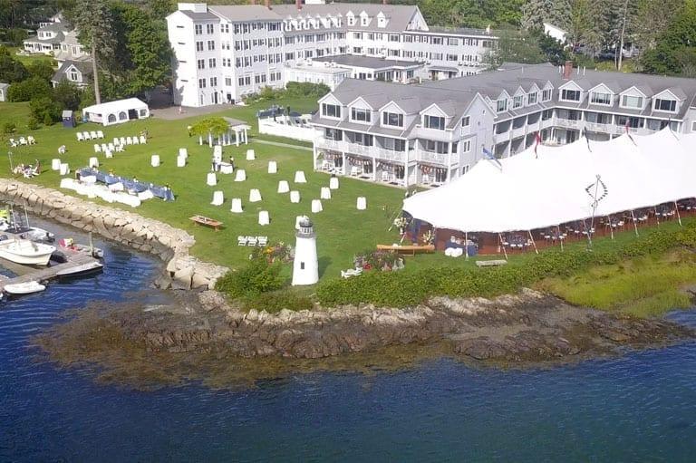 The Wedding Website of Amy Sullivan and Victor DeLeo