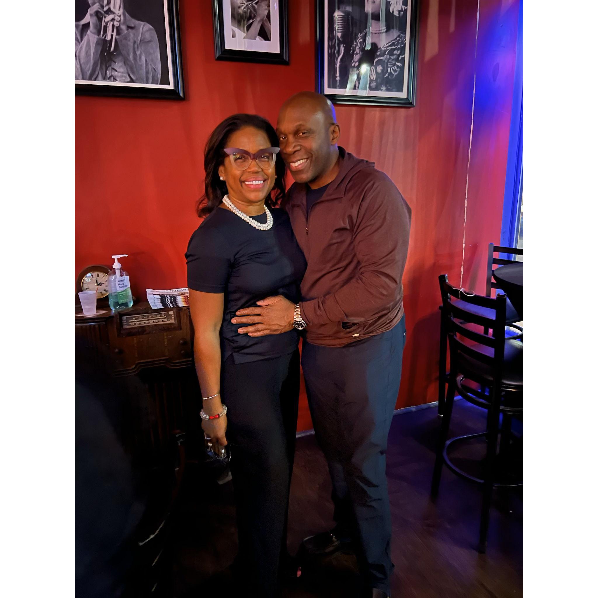 We like to call this picture: St. Louis meets Detroit by way of Chicago! If you know, you know. (SMILE)