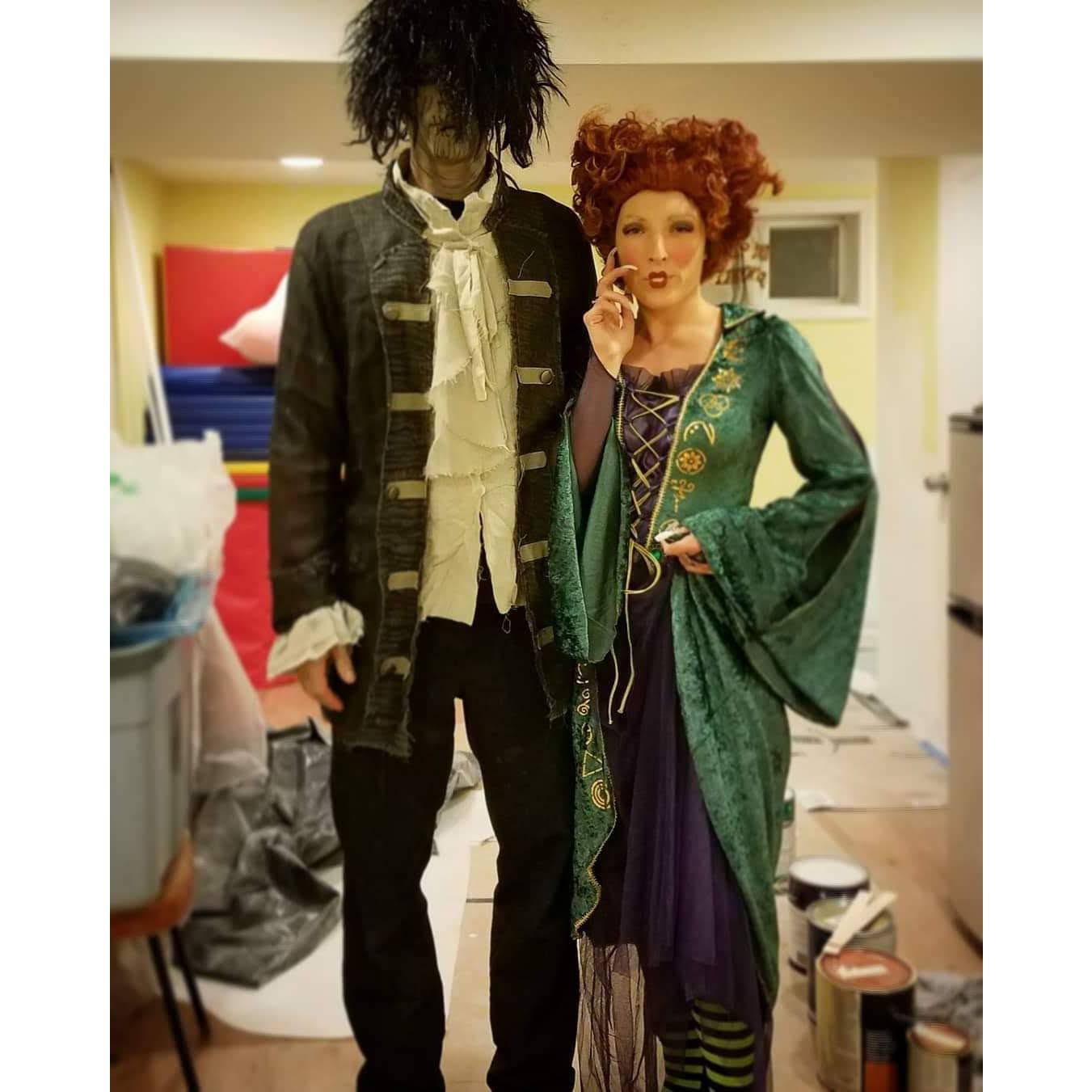 2018, Halloween costumes, Winifred Sanderson and Billy Butcherson from Hocus Pocus.