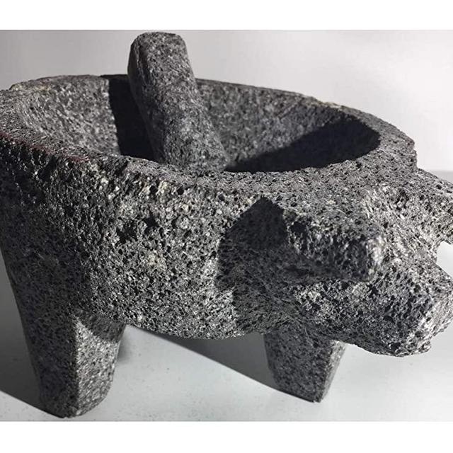 Made in Mexico Piggy Cerdo Puerco Genuine Mexican Manual Guacamole Salsa Maker Volcanic Lava Rock Stone Molcajete/Tejolote Mortar and Pestle Herbs Spices Grains 8" Large Pig