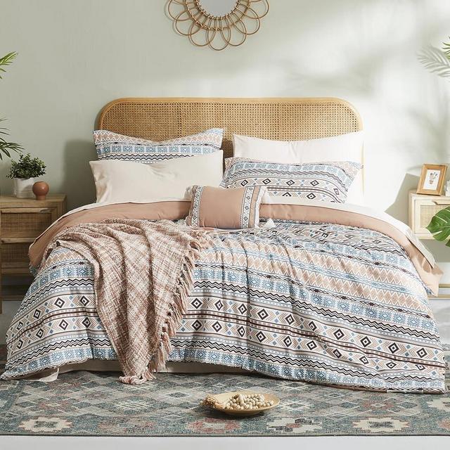 CASAAGUSTO King Comforter Set, 8 Pieces Terrcotta Boho Comforter Set, Microfiber Cozy Bohomian Bedding Set with Decor Pillow, Lightweight Breathable for All Seasons