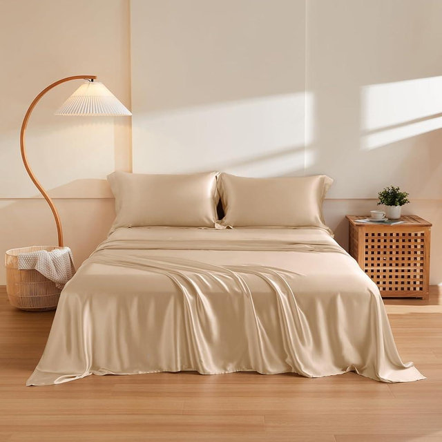 THXSILK Silk Sheet Set 4Pcs, 6A+ Top Grade 100% Natural Mulberry Silk Bed Sheets Luxury Bedding Sets Ultra Soft Durable Cooling, 1 Fitted Sheet, 1 Flat Sheet and 2 Pillow Shams (Queen, Champagne)