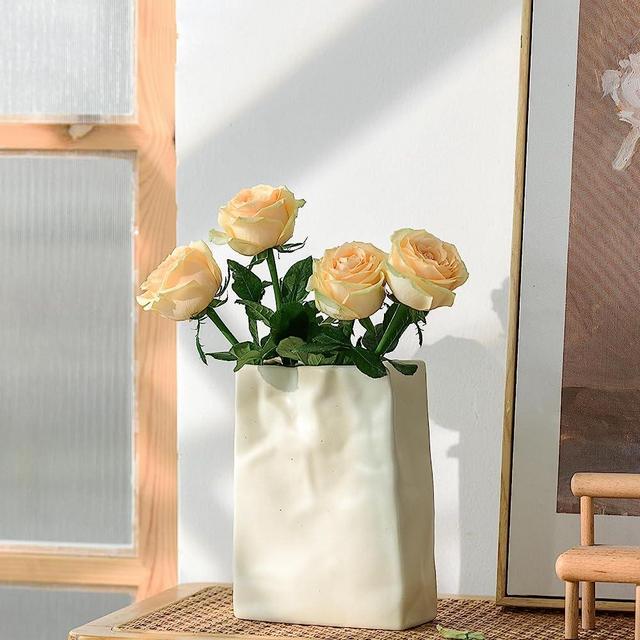 White Ceramic Vase for Modern Home Minimalist Decor, Crinkle Paper Bag Flower Vase, Decorative Vase for Flower Arrangement, Boho Vase for Nordic Living Room Bedroom Wedding Dinner Table Party