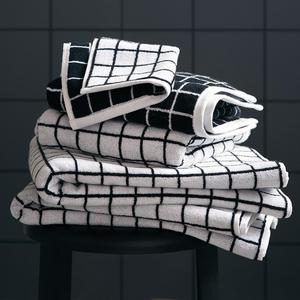 Mini Grid Black Washcloth