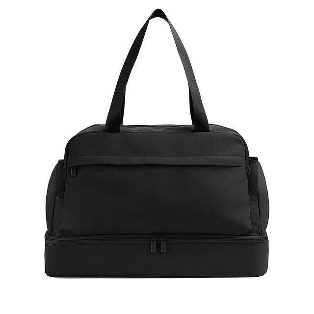 Away Featherlight Weekender Bag, 44L Carry On Travel Duffel with Laptop Sleeve and Shoe Compartment, Jet Black