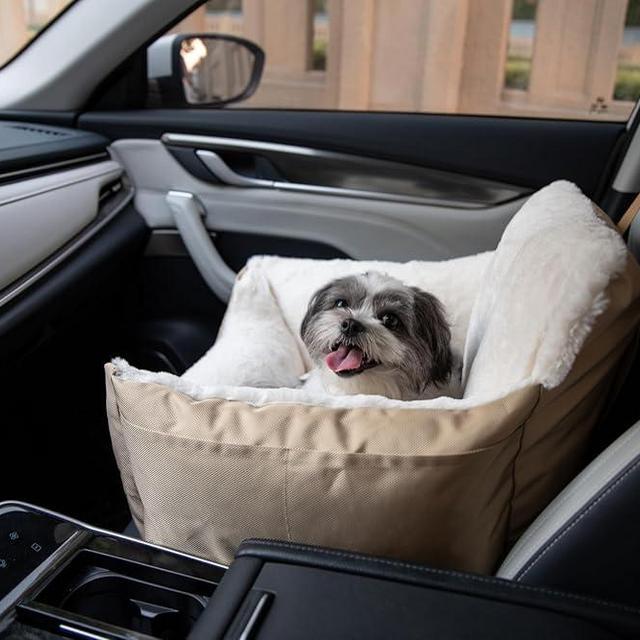 Best Pet Supplies Dog Pet Booster Seat for Car, Truck, and SUV Travel with Soft Plush Cushion with Tall Pillow and Walls, Comfortable Bedding with Secure Straps - Brown