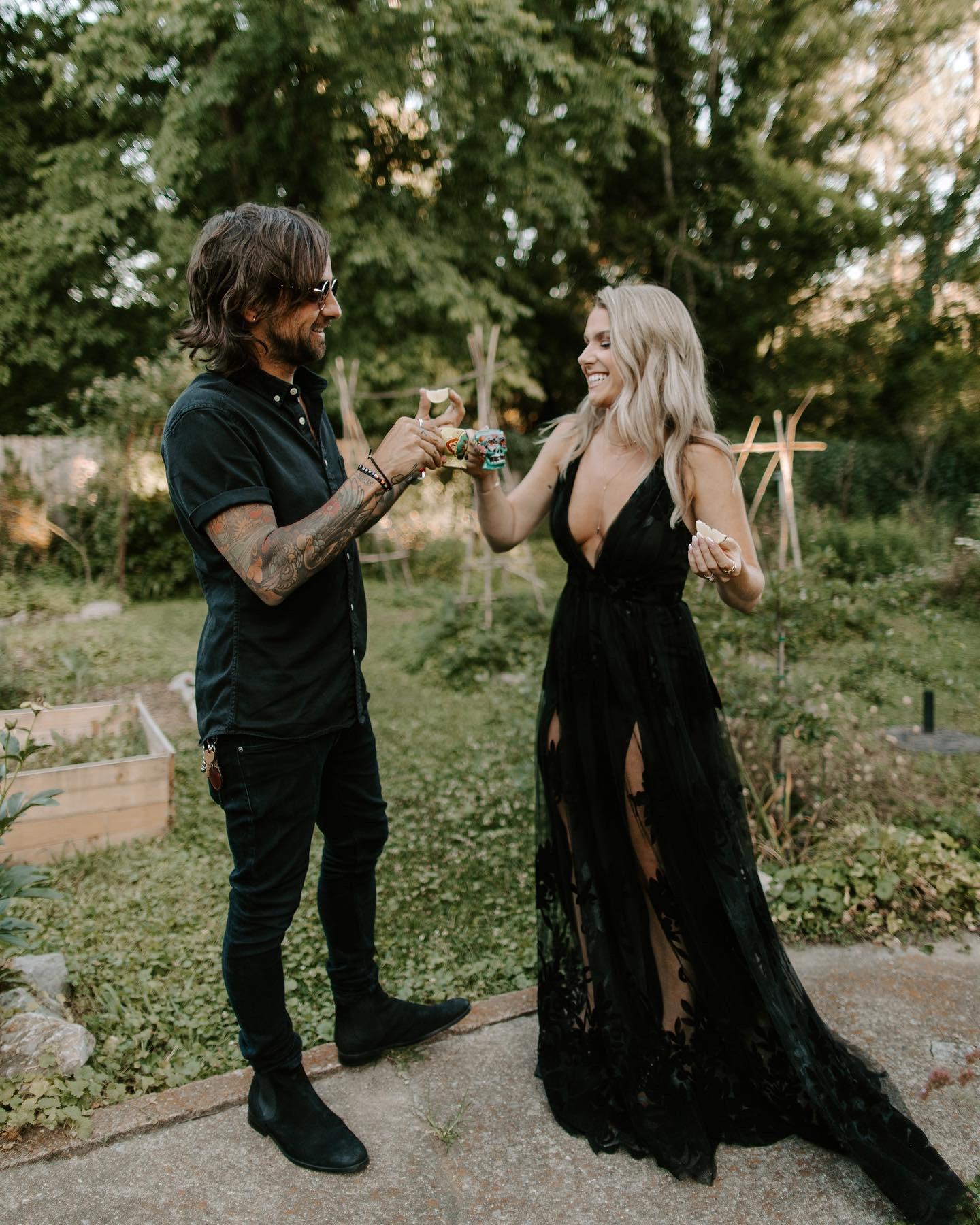 The Wedding Website of Caroline Morris and Justin de Graaf