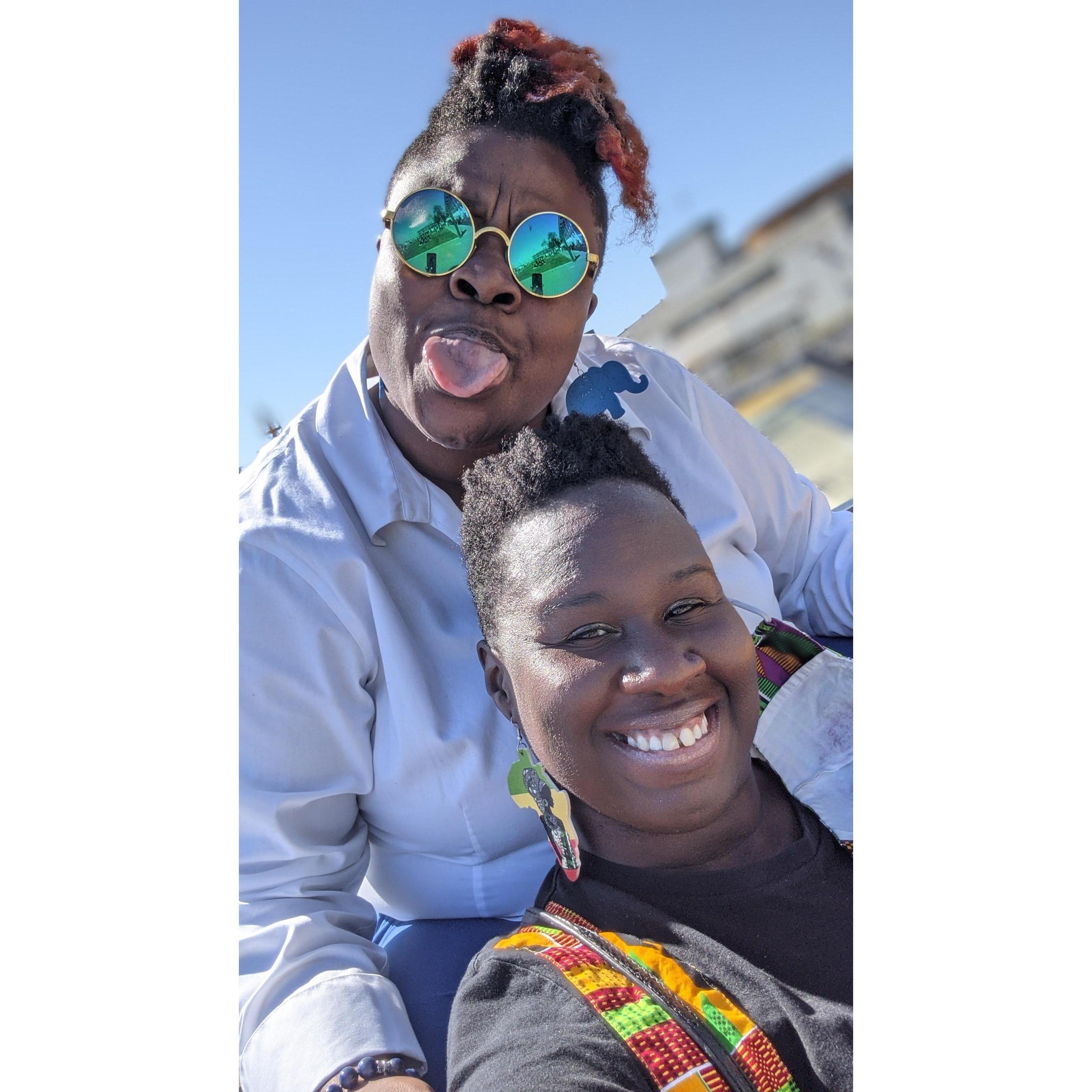 Just goofing off with the "Love of My Life"
#n3veradullmoment
Oakland, CA
May 2021