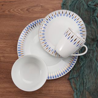 Starburst 32-Piece Dinnerware Set, Service for 8