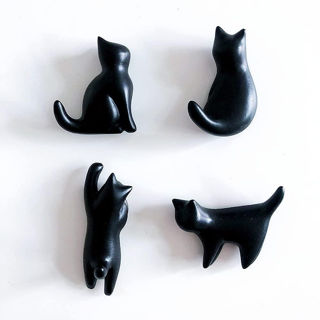 Cute Cat Fridge Magnets, 4pcs Funny Black Cat Refrigerator Magnets, Mini Kawaii Decorative Magnets for Home Kitchen Office Class Lockers Whiteboard, Gift for Magnets Collector, Cat Lovers