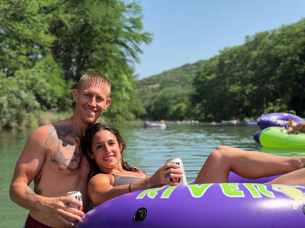 The Wedding Website of Marisa de los Santos and Kyle Flowers