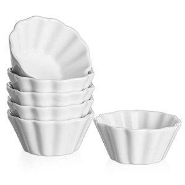DOWAN Ramekins 6 oz, Creme Brulee Ramekins oven safe, Flower-Shaped Porcelain Ramekin for Baking Pudding, Souffle Dish, Custard Cups Dipping Sauce Bowls, Set of 6, Soft White