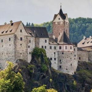Travel to/from and entry fee to Loket Castle