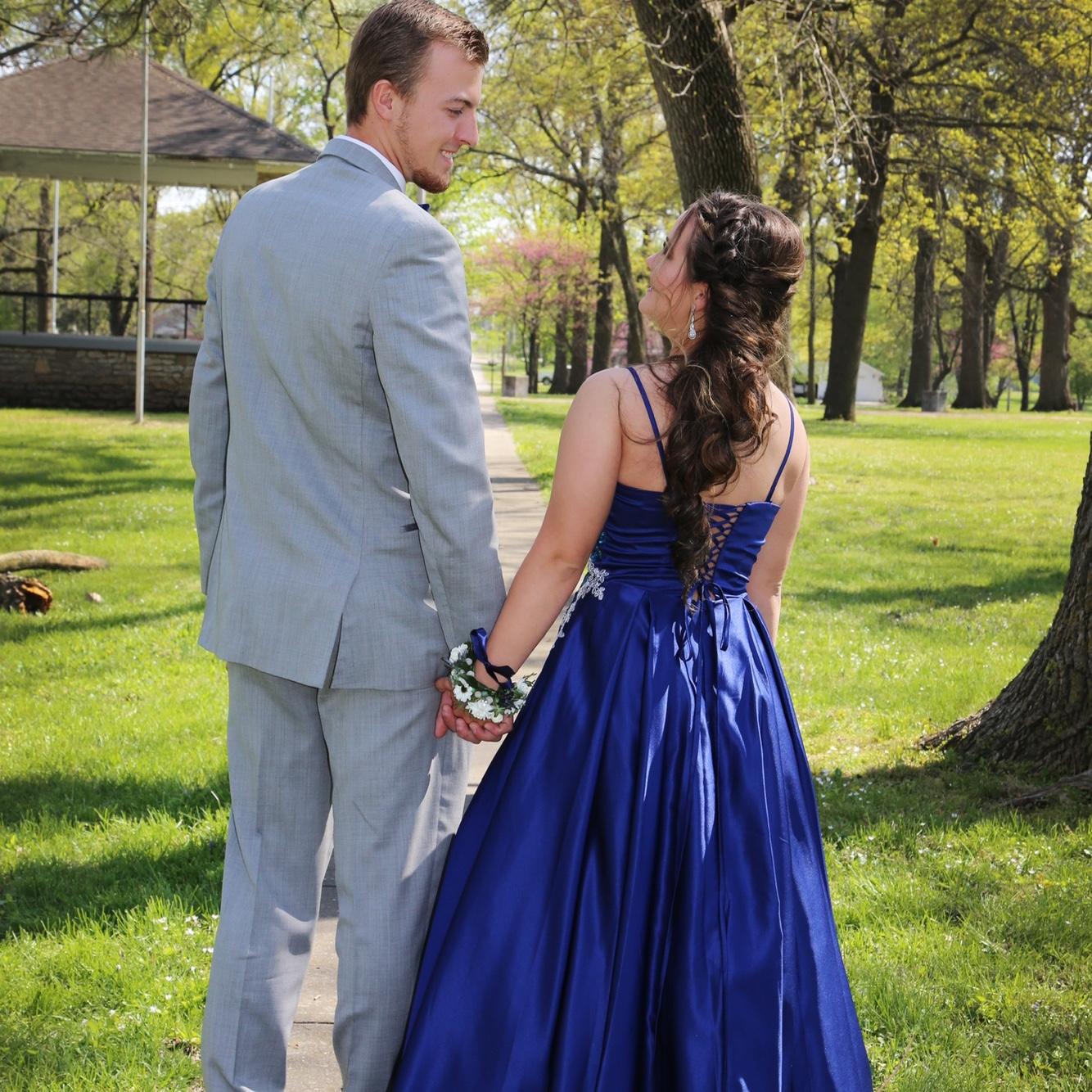 Sydney's junior prom