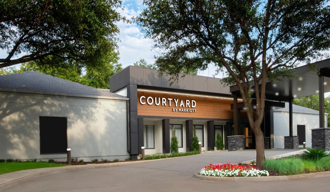 The Wedding Website of Alejandra Morales and Matthew Arnold