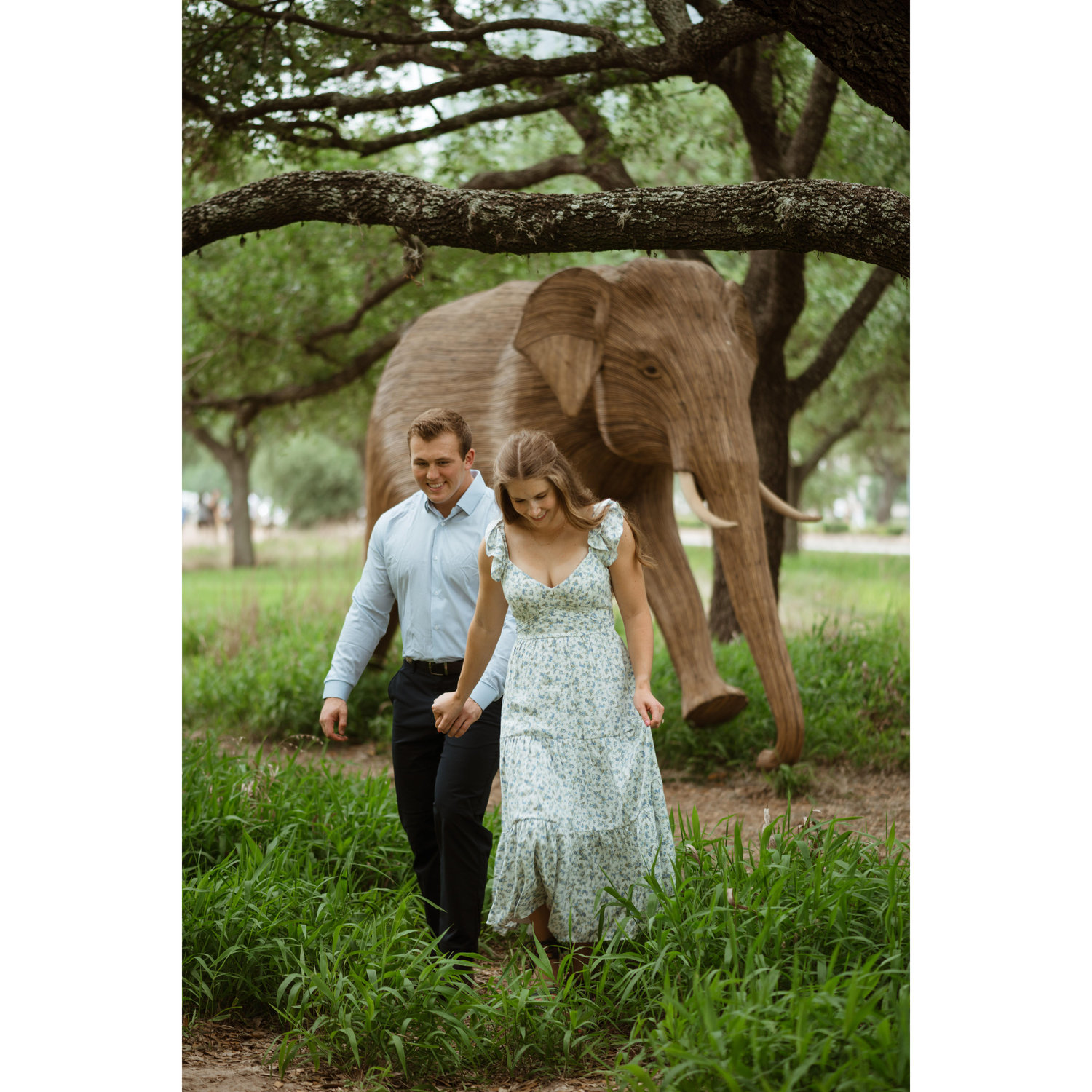 Engagement photos in Hermann Park
