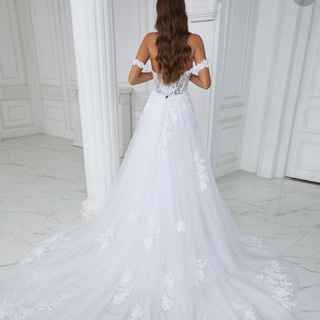 Brides Dress