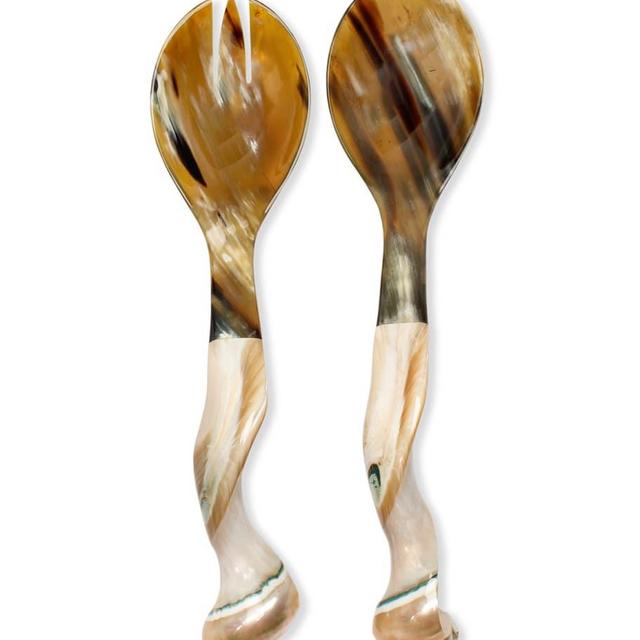 Lily Juliet Seychelles Servers