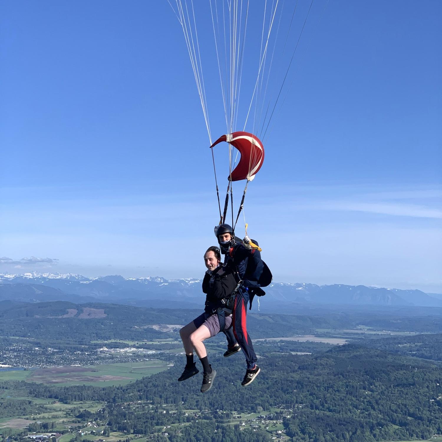 Andrew’s first time skydiving!