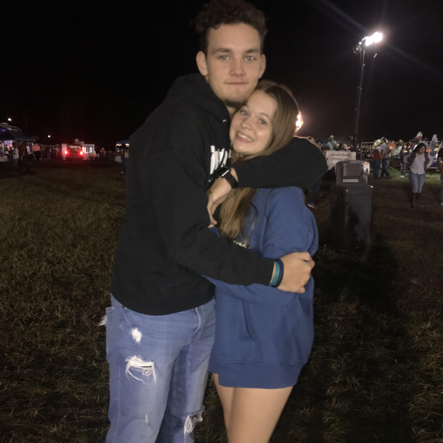 One of our first pictures together!!