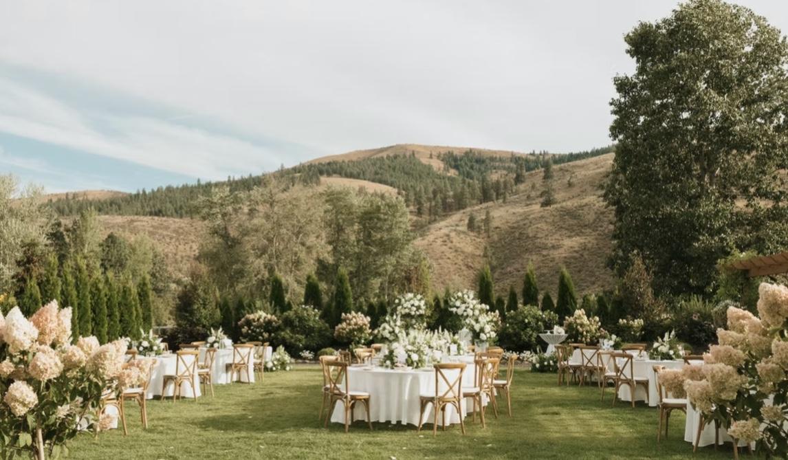 The Wedding Website of Julie Gray and Ryker Ely