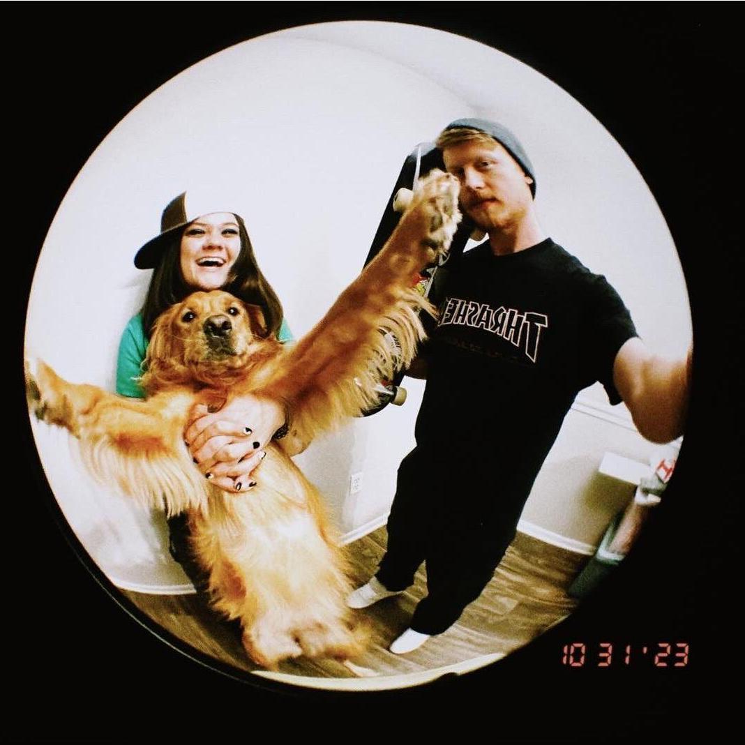 Avril Lavigne and Ska8er Boi for Halloween feat. Willow