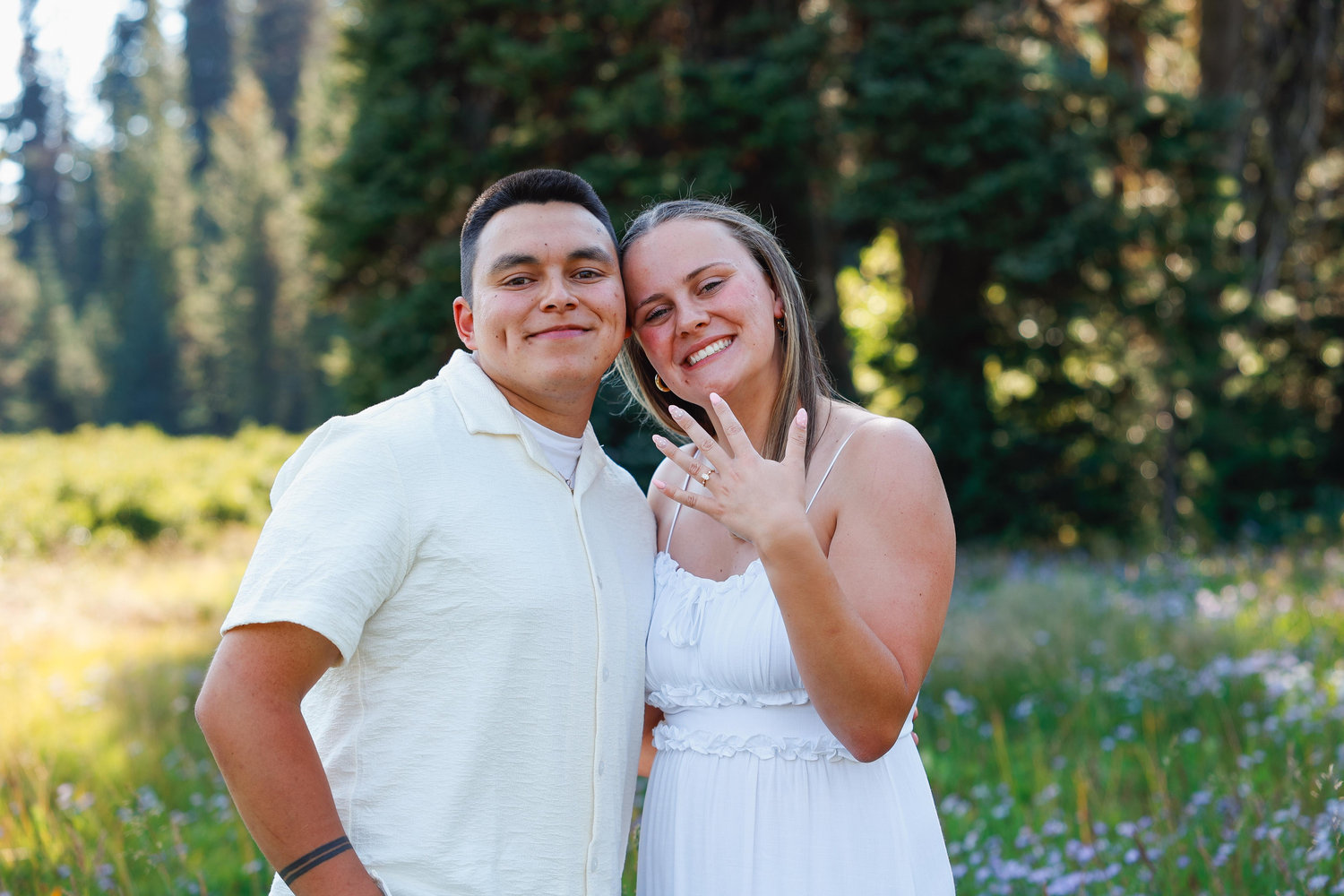 The Wedding Website of Lynsee Swearingen and Edward Flores