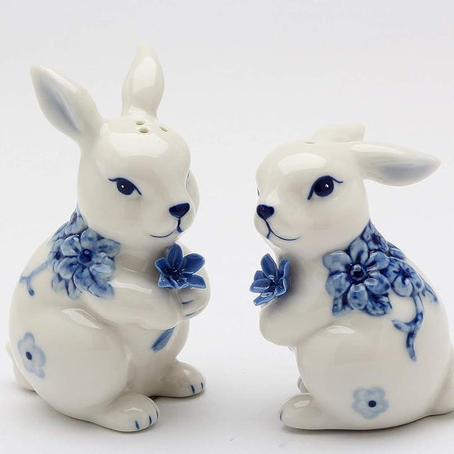 Fine Ceramic Hand Painted Classic Dutch Blue and White Bunny Rabbit Holding Blue Flowers Salt & Pepper Shakers Set, 3-3/8" H