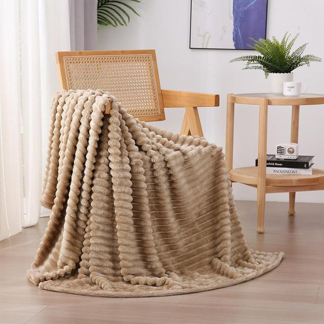 Linecooo Tan Fleece Throw Blanket 50”×60” for Couch Sofa Bed,Super Soft Cozy Plush Microfiber Flannel Blanket with Stripes Design Lightweight for Adults,Woman,Girls