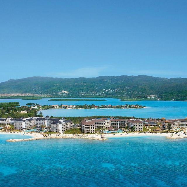 Honeymoon Resort- Jamaica!