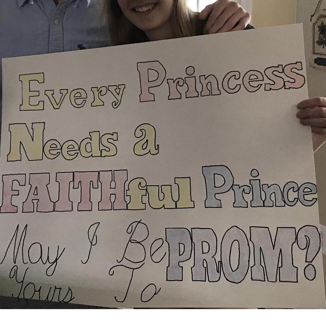 The sign he designed to ask her to prom 2018