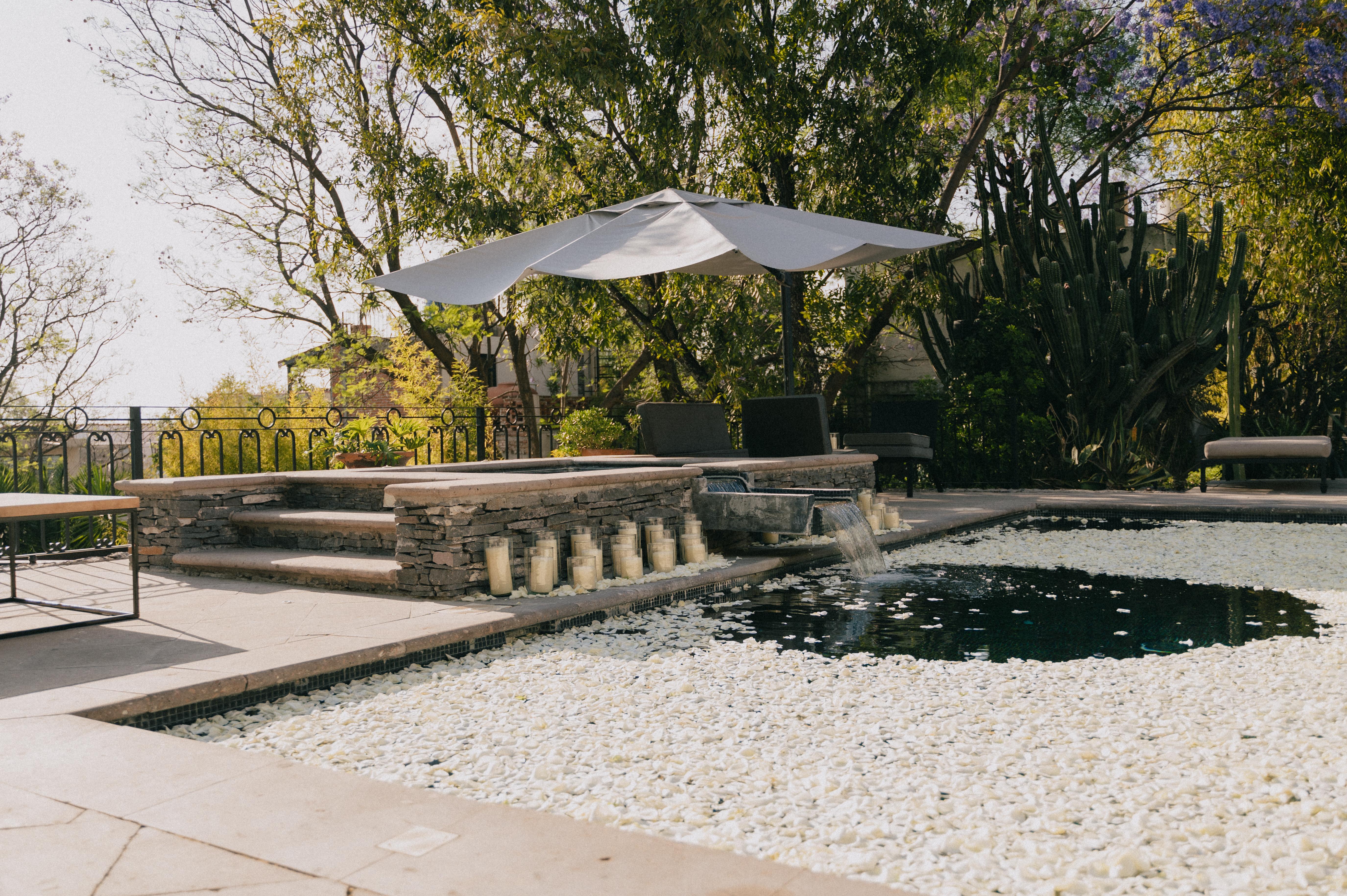 The Wedding Website of Jacqueline Rodriguez and Esteban Chavez