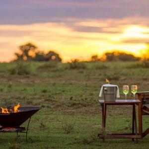 Safari 'Sundowners' (drinks at sunset!)