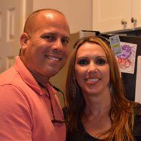 Enjoying a holiday dinner in Texas/Disfrutar de una cena navideña en Texas