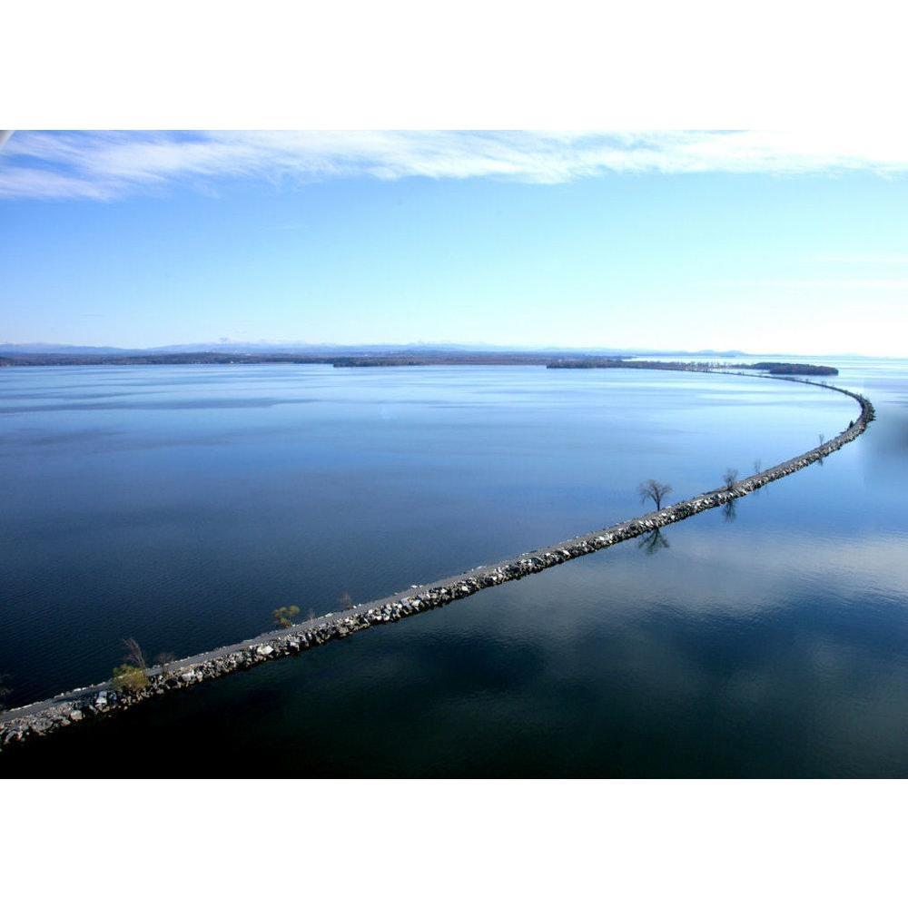 This bike path stretches from the island to the mainland