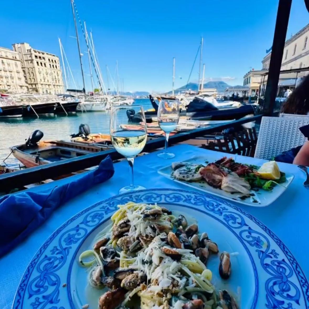 Borgo Marinari, an historical place in Napoli where to get a nice lunch or dinner on the water.