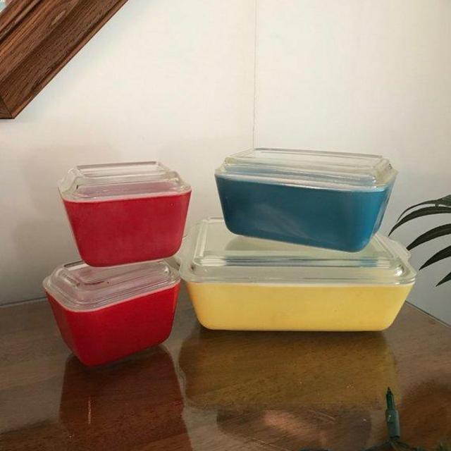 Vintage Primary Pyrex Refrigerator Dishes - Set of 4