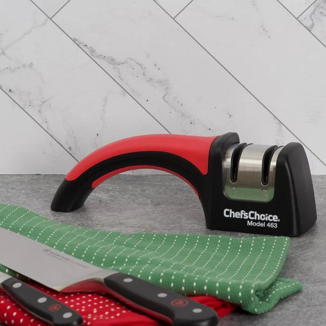 Chef'sChoice Professional Manual Knife Sharpeners Pronto Hone for 15-Degree Straight-Edge and Serrated Knives with Precise Angle Control & Compact Footprint, 2 Stage, Black