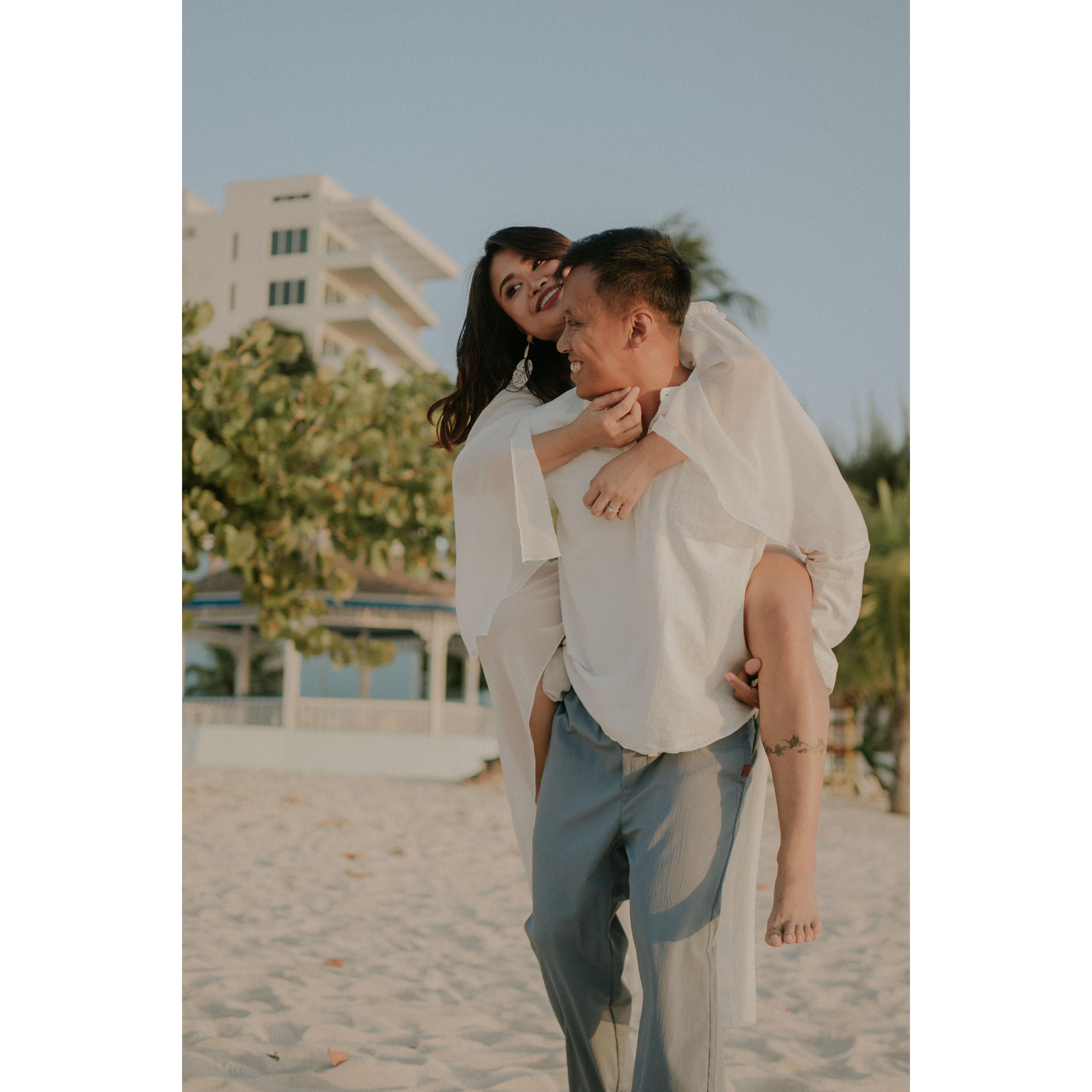 We felt like real models during our prenup shoot 😍📸
But then he said I was heavy 😅—rude!
Still, we couldn’t stop laughing.
Every photo captured not just our love, but our silly, perfectly imperfect moments 💛