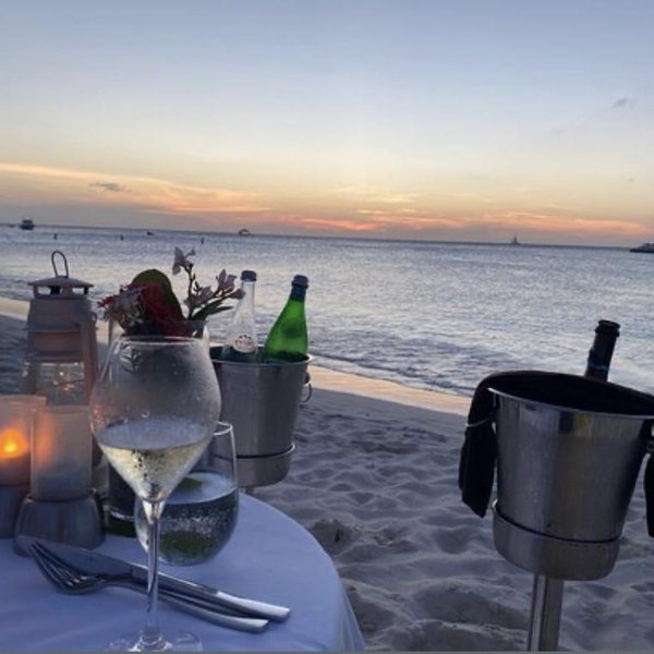 Honeymoon Sunset Beach Dinner
