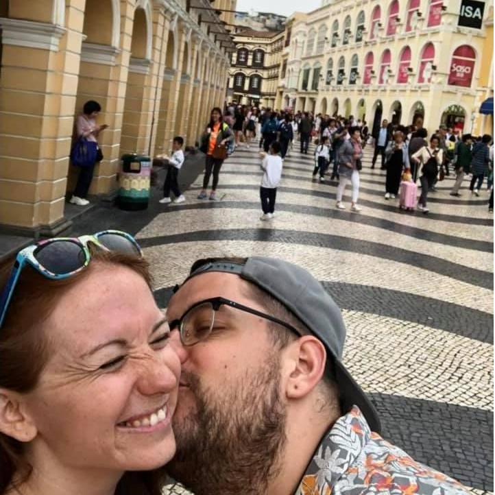Kisses on the street as we explore Macau :)