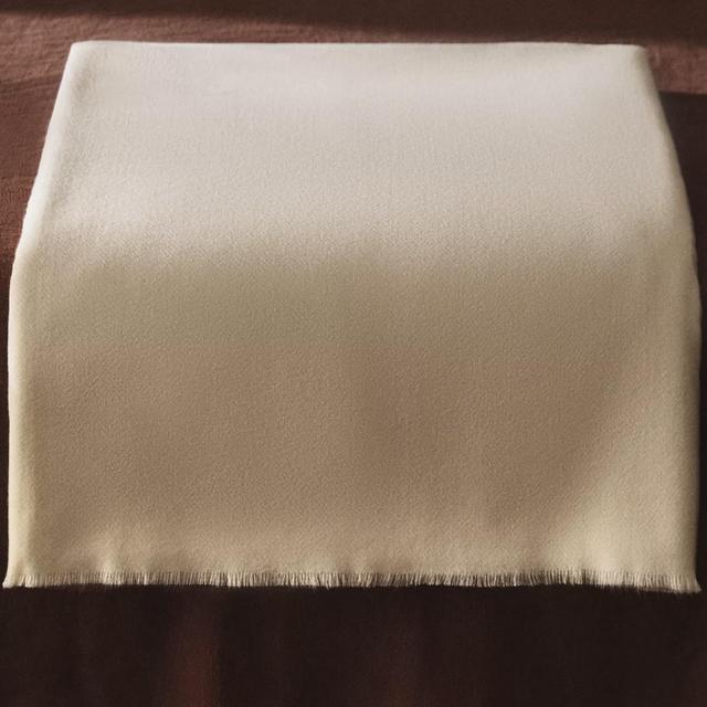 FRINGED BLANKET