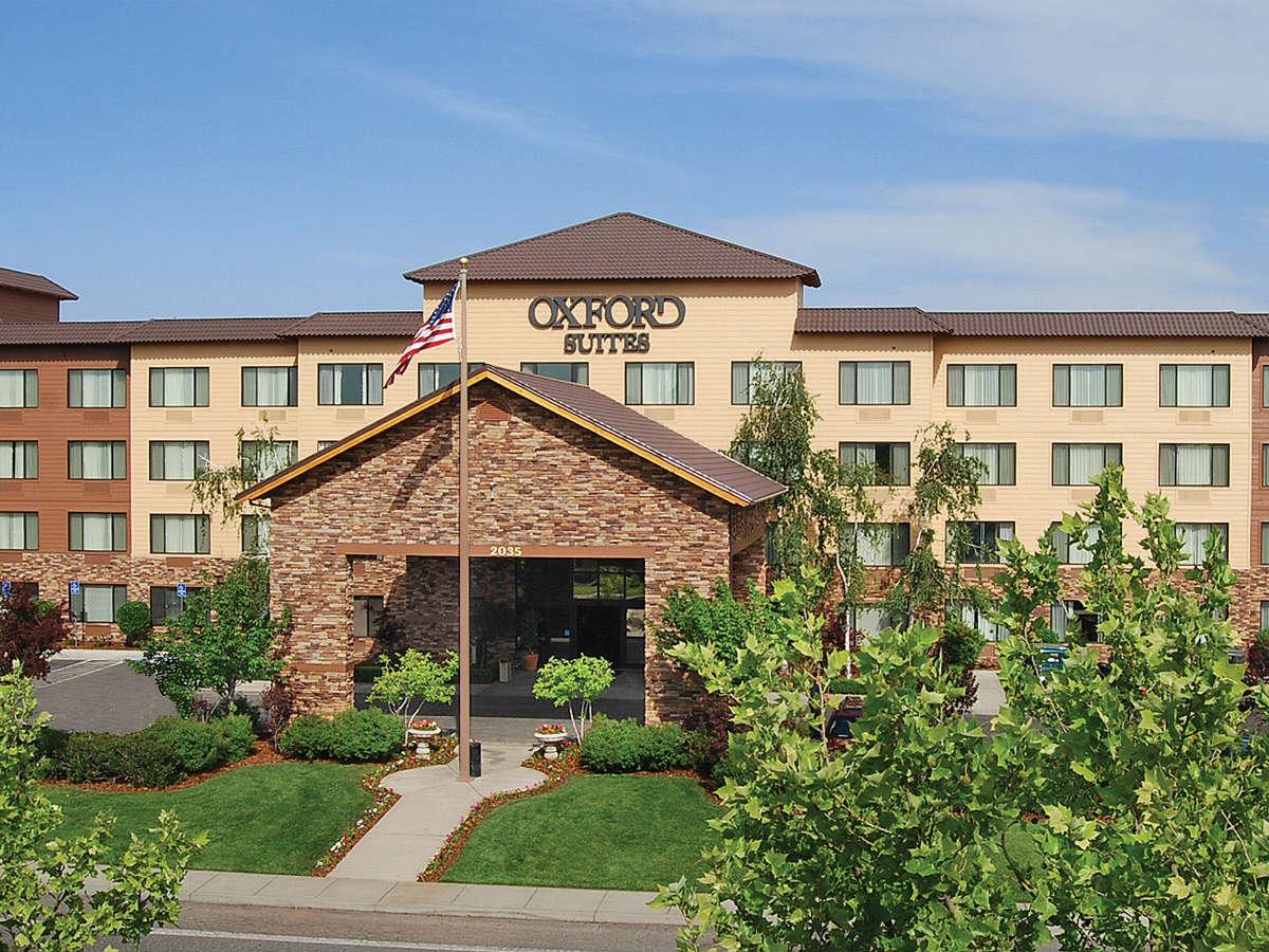 The Wedding Website of Julia Delavega and Jordan Rodrigues