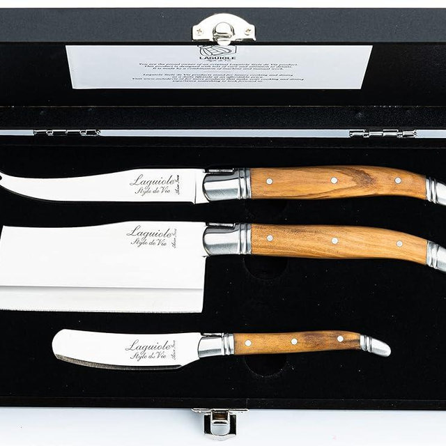Laguiole Style de Vie Cheese knives, Luxury Line, Olive wood, set of 3 pieces, giftbox included